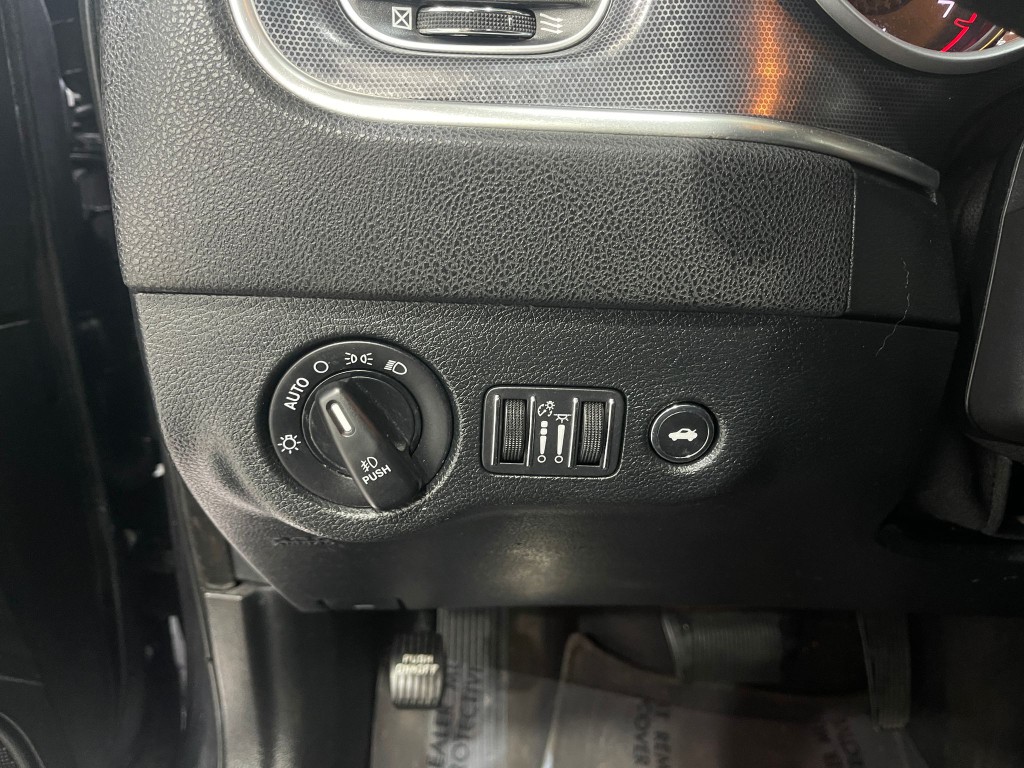 2018 Dodge Charger Image 20