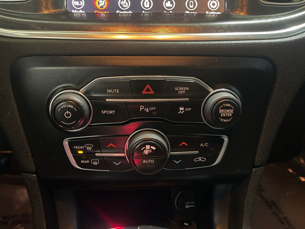 2018 Dodge Charger Image 24