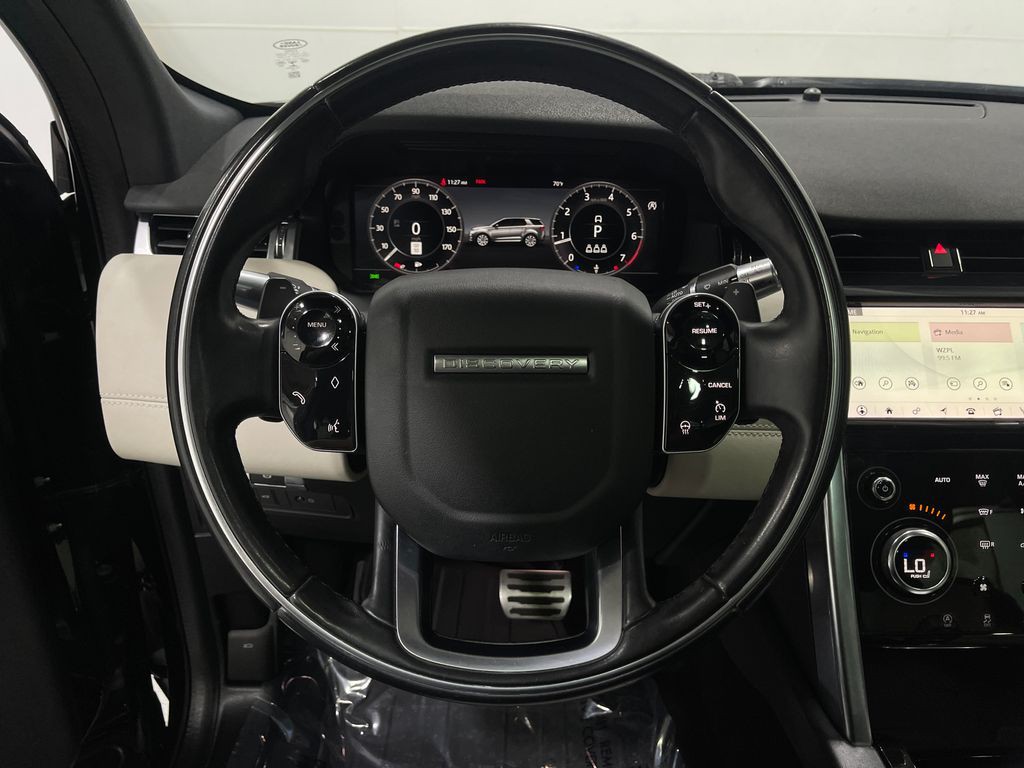 2020 Land Rover Discovery Sport Image 23