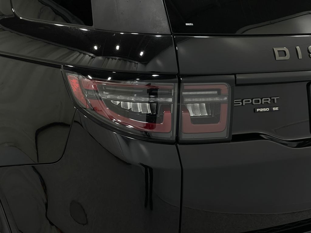 2020 Land Rover Discovery Sport Image 35