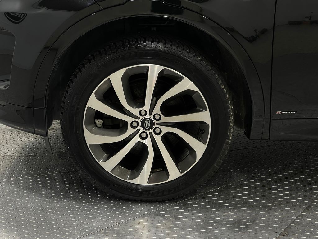 2020 Land Rover Discovery Sport Image 36