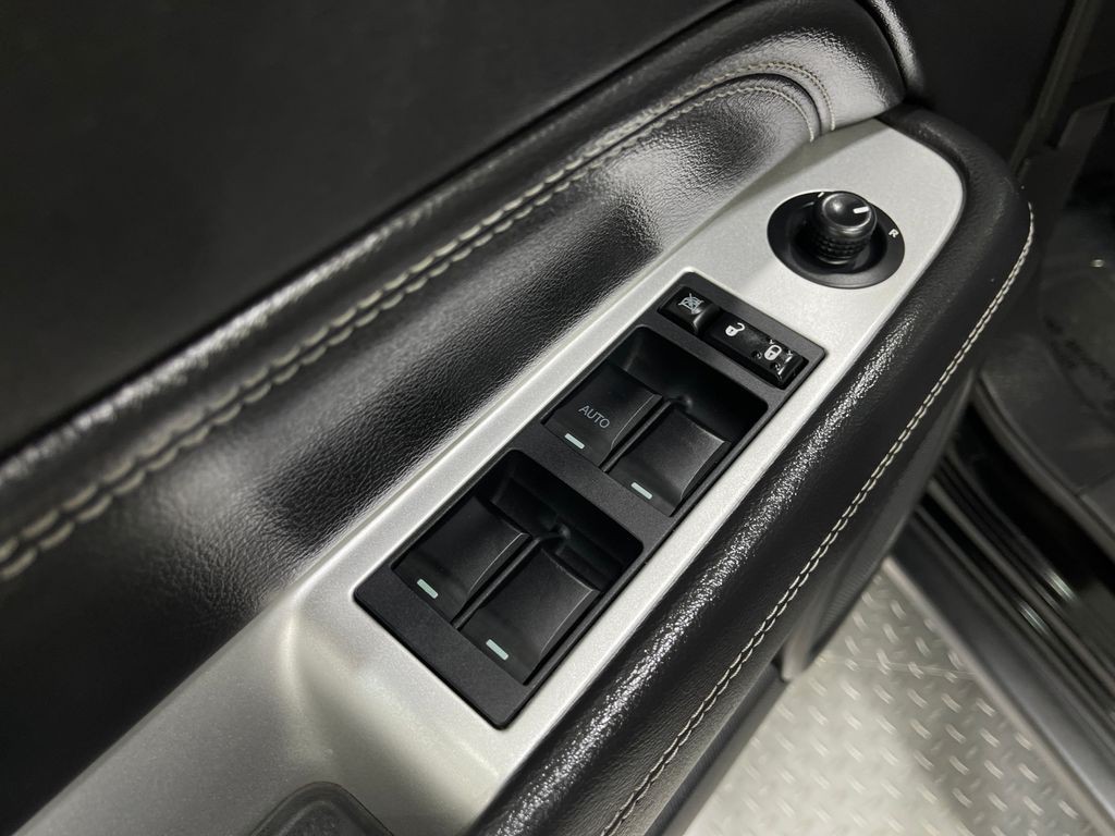 2017 Jeep Compass Image 15
