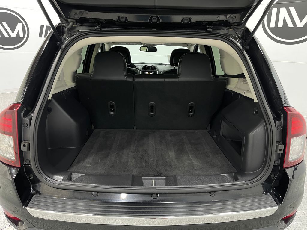 2017 Jeep Compass Image 27