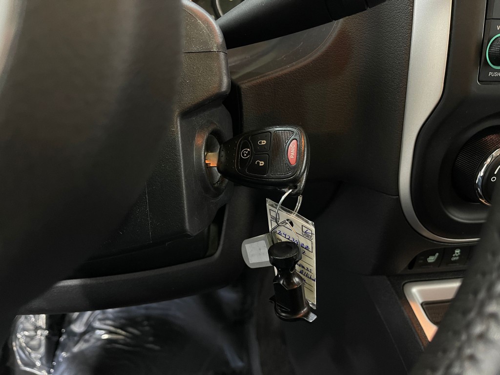 2017 Jeep Compass Image 20