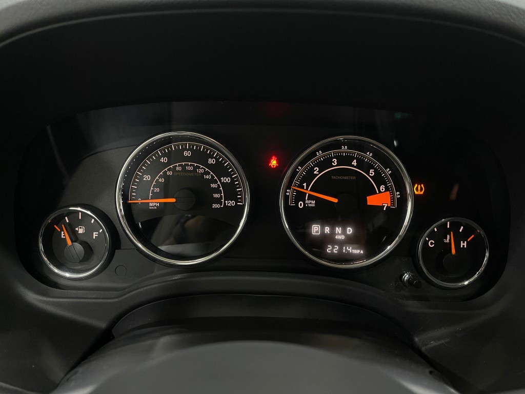 2017 Jeep Compass Image 22