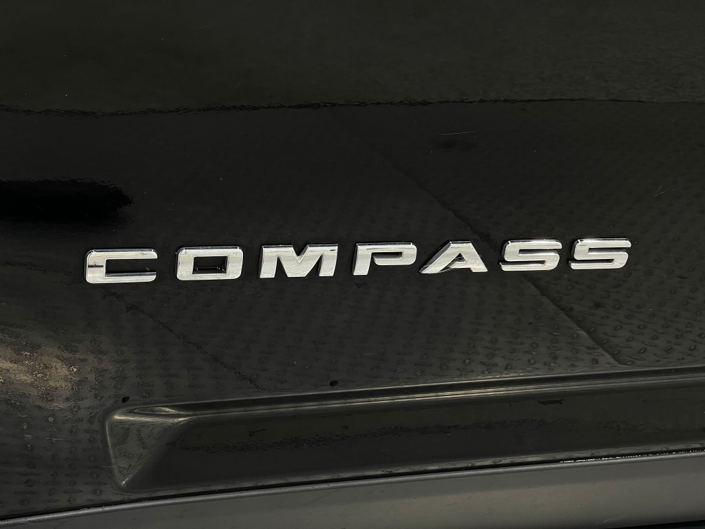 2017 Jeep Compass Image 37