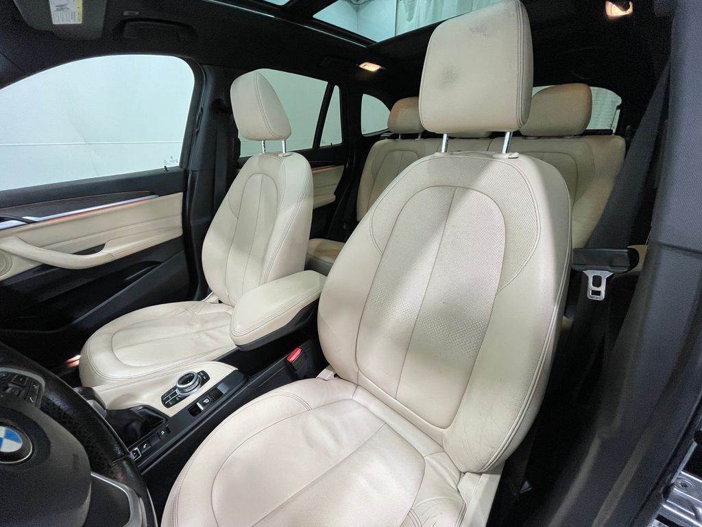 2017 BMW X1 Image 13