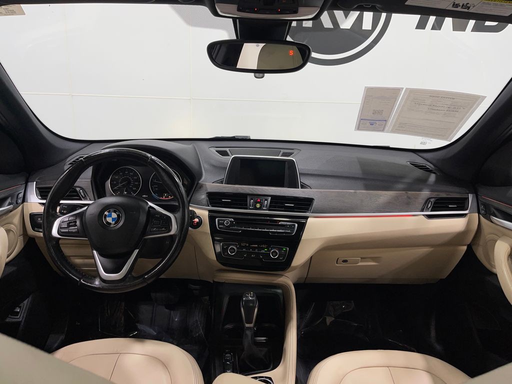 2017 BMW X1 Image 17