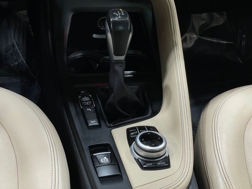 2017 BMW X1 Image 25