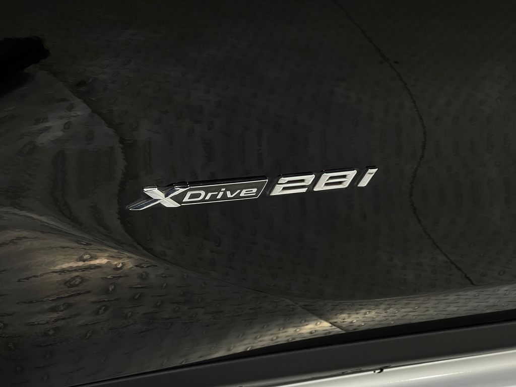 2017 BMW X1 Image 35