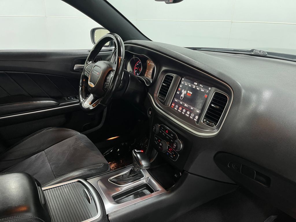 2019 Dodge Charger Image 19