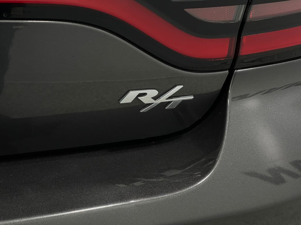 2019 Dodge Charger Image 38