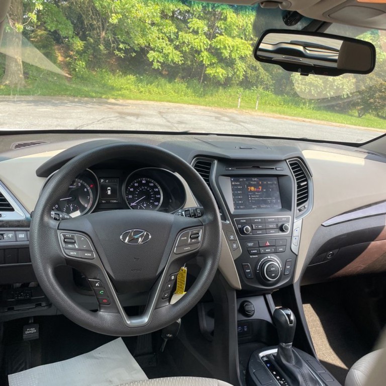 2017 Hyundai Santa Fe Sport Image 10