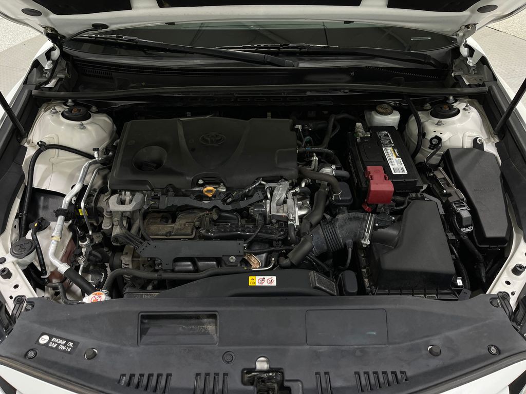2019 Toyota Camry Image 22