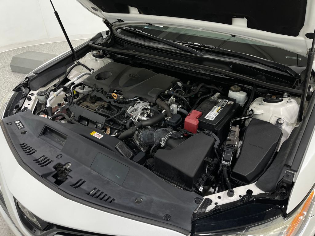 2019 Toyota Camry Image 23