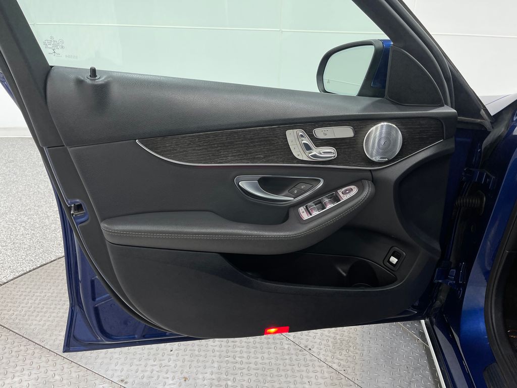 2019 Mercedes-Benz C-Class Image 14