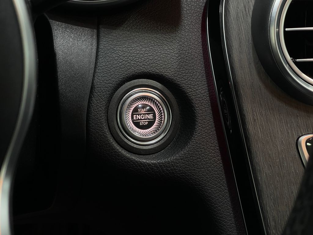 2019 Mercedes-Benz C-Class Image 21