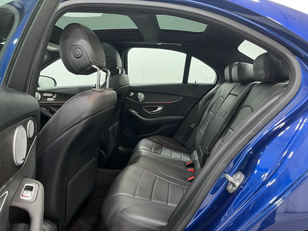2019 Mercedes-Benz C-Class Image 32