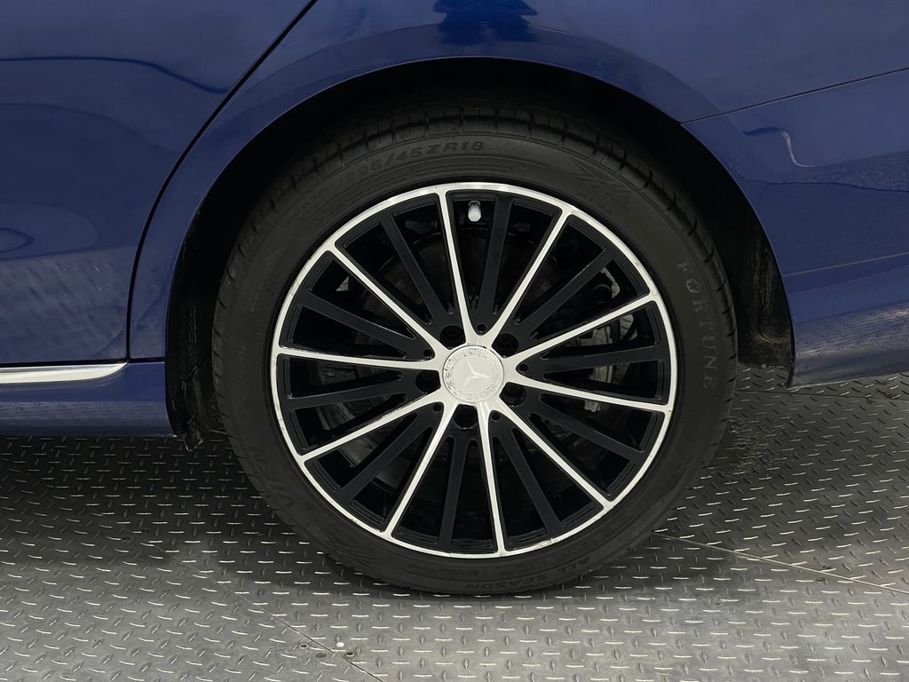 2019 Mercedes-Benz C-Class Image 37