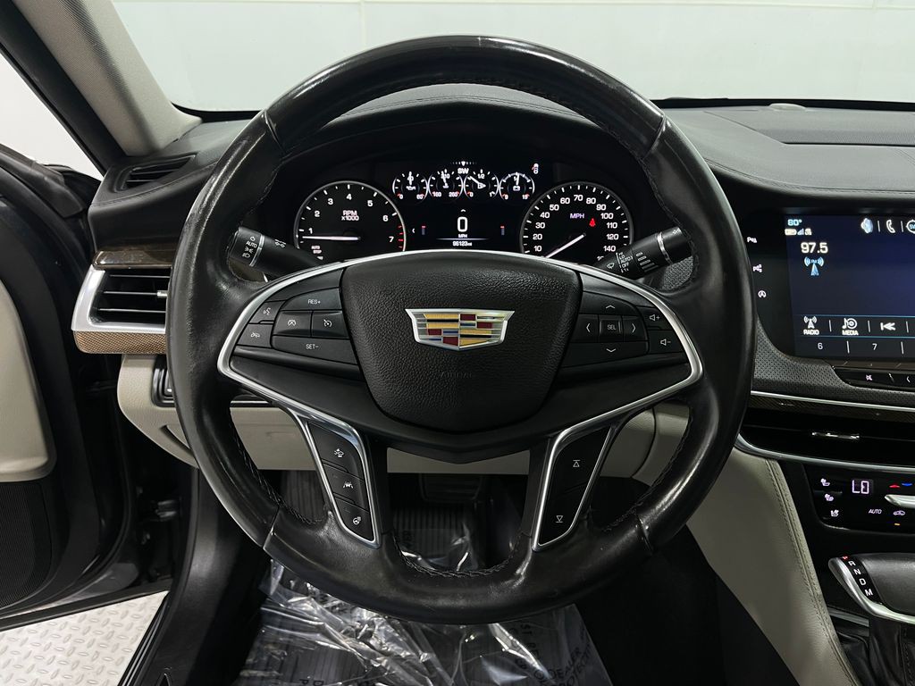 2017 Cadillac CT6 Image 23