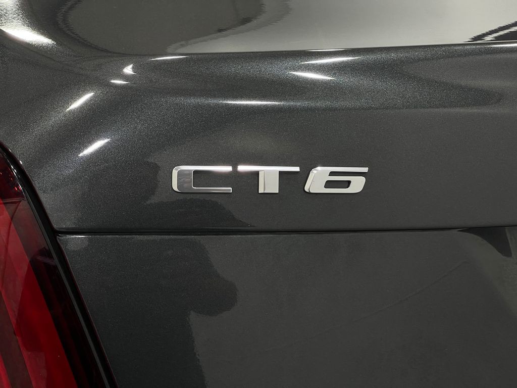 2017 Cadillac CT6 Image 39