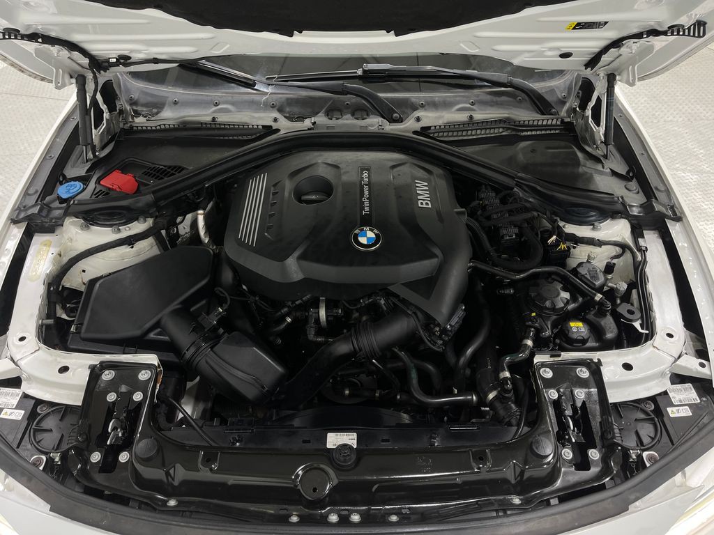 2017 BMW 4 Series Image 23