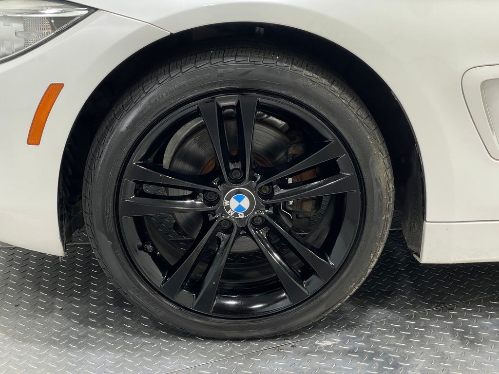 2017 BMW 4 Series Image 32
