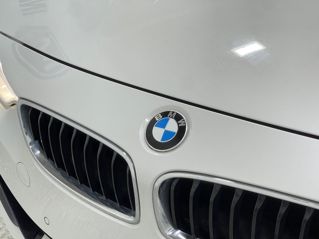 2017 BMW 4 Series Image 35