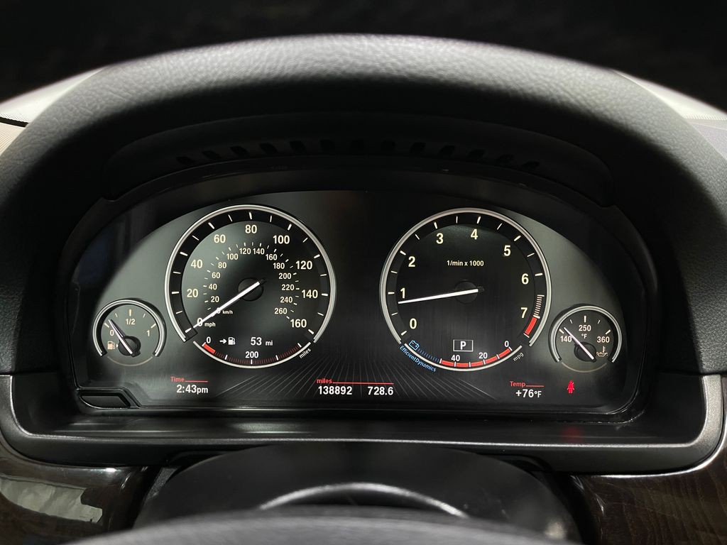 2014 BMW 5 Series Image 23