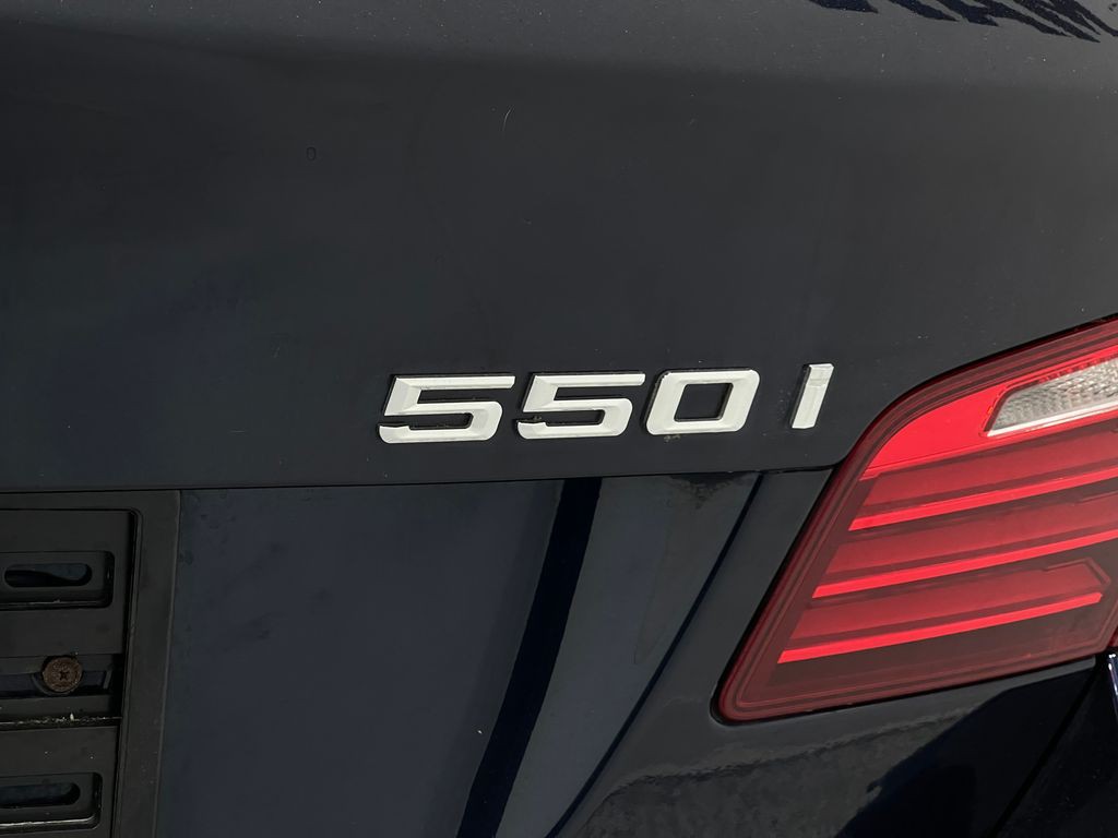 2014 BMW 5 Series Image 40