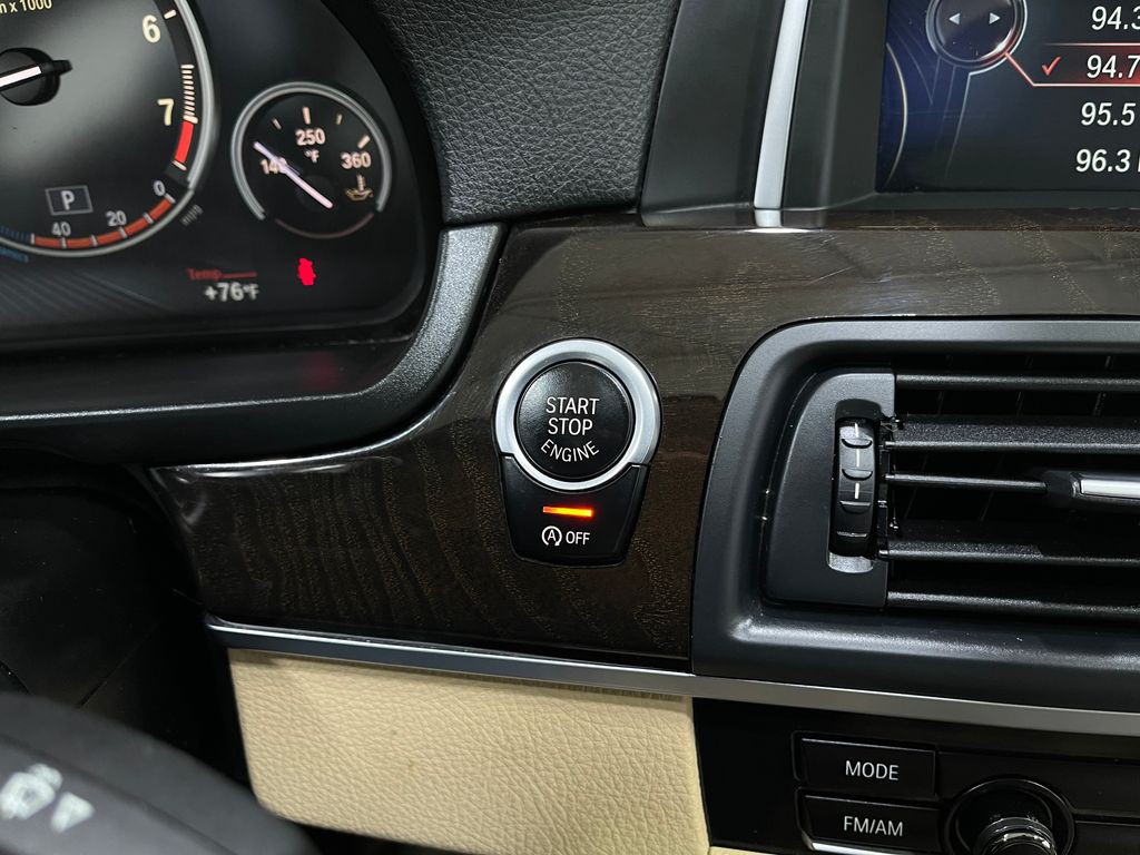2014 BMW 5 Series Image 21