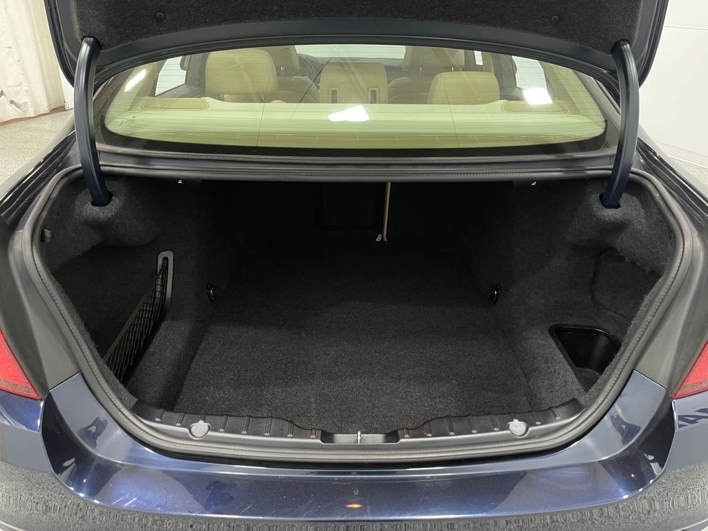 2014 BMW 5 Series Image 26