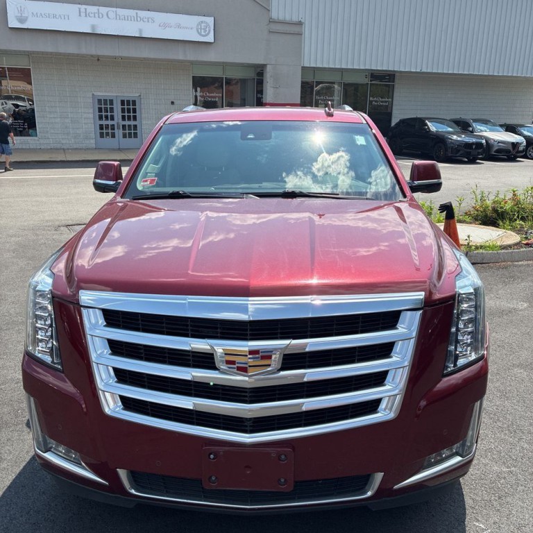 2016 Cadillac Escalade Image 3