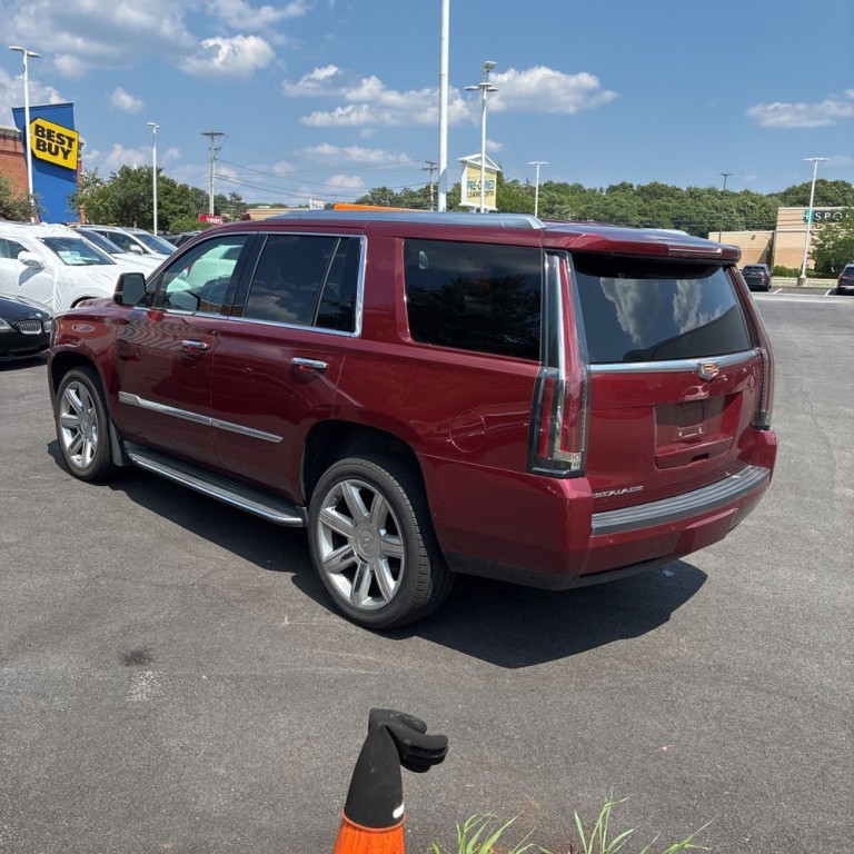 2016 Cadillac Escalade Image 9
