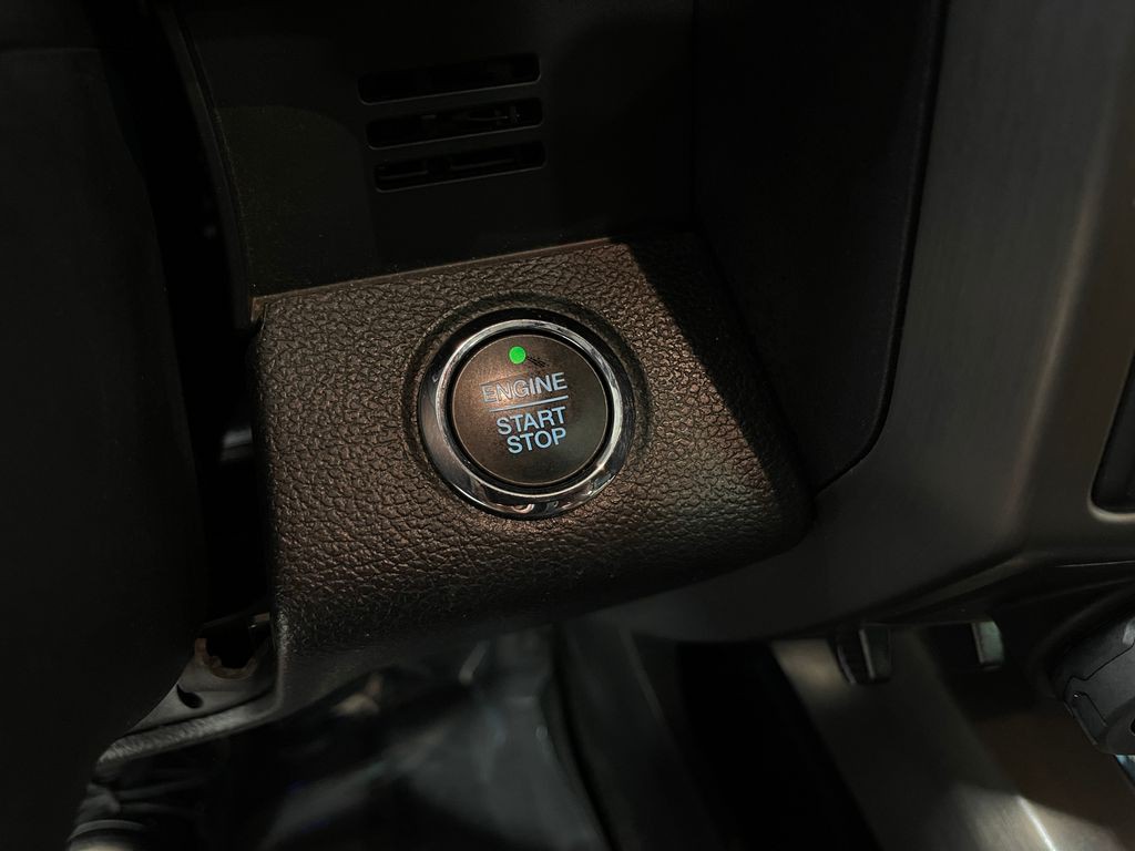 2017 Ford F-150 Image 21