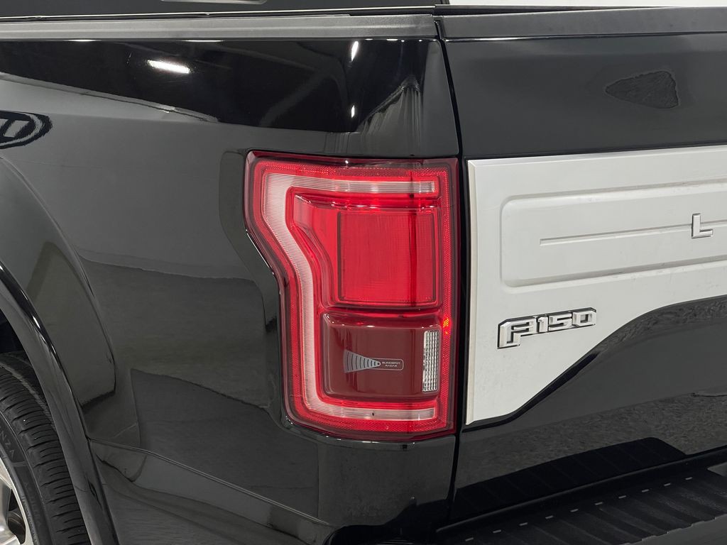 2017 Ford F-150 Image 35