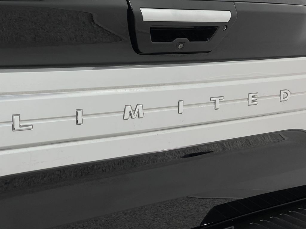 2017 Ford F-150 Image 41