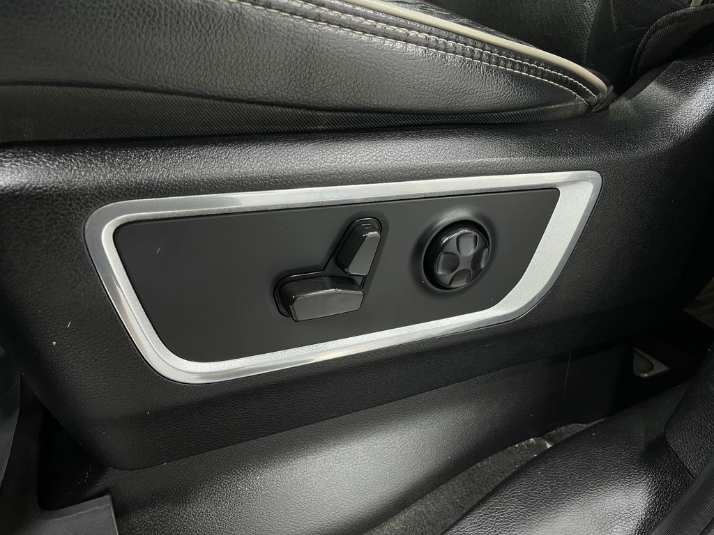 2021 RAM 1500 Image 17