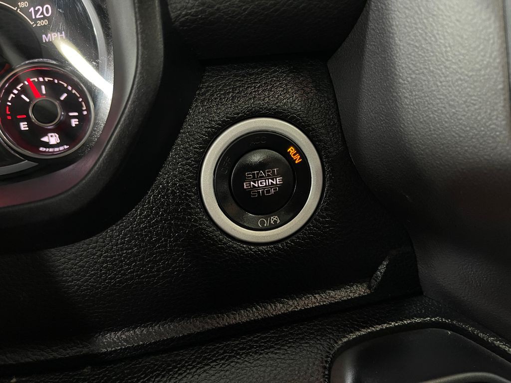2021 RAM 1500 Image 21