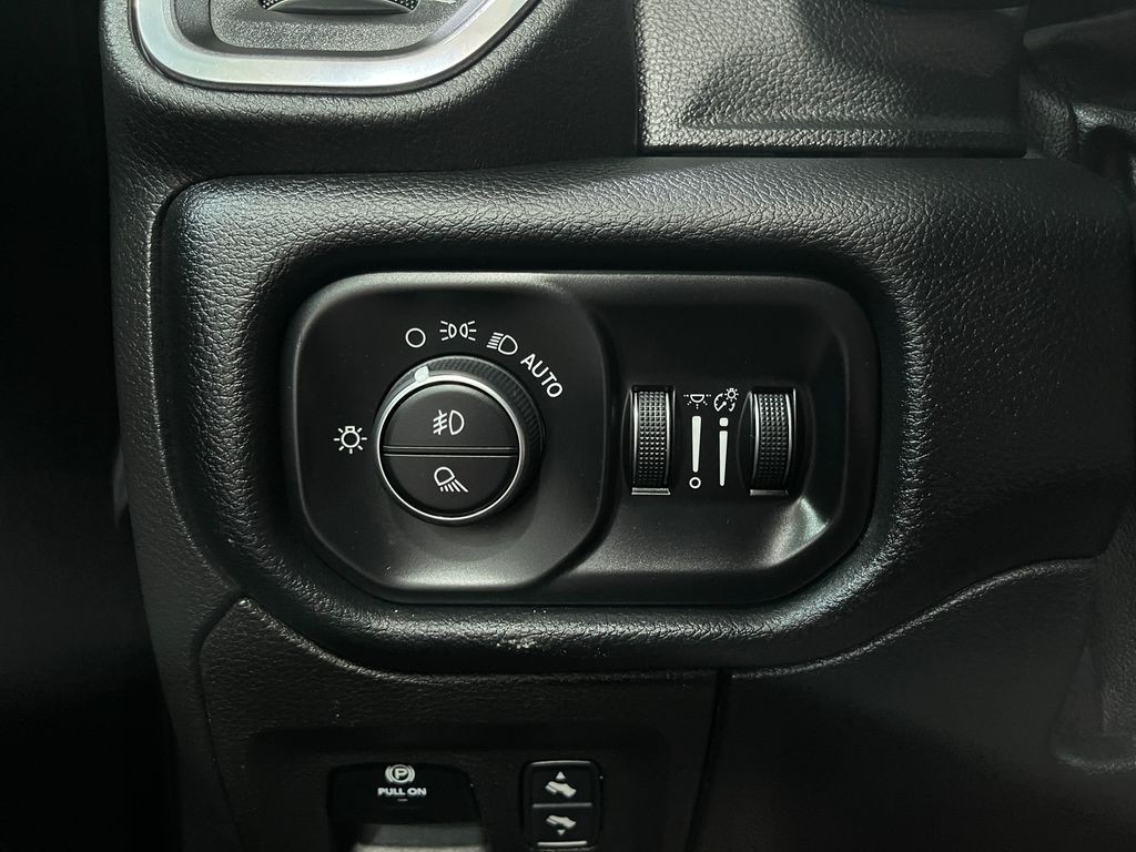 2021 RAM 1500 Image 22