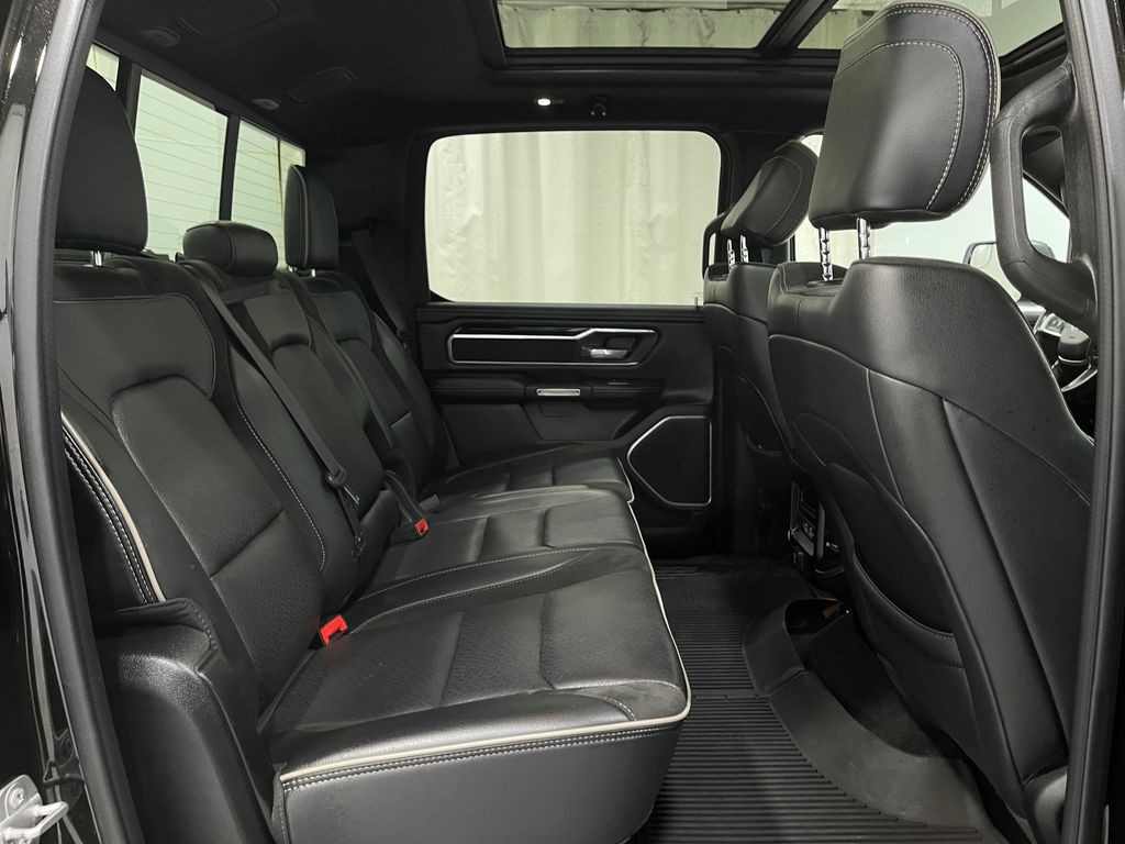 2021 RAM 1500 Image 32