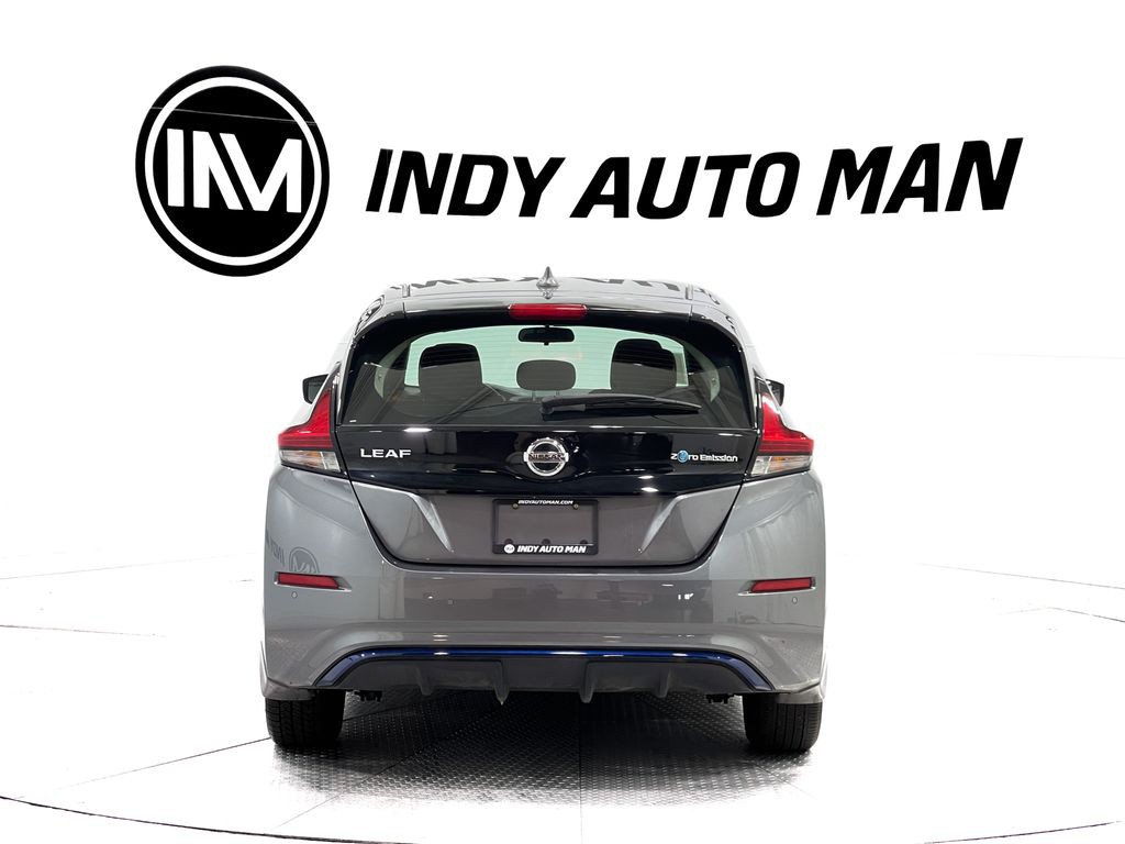 2022 Nissan Leaf Image 5