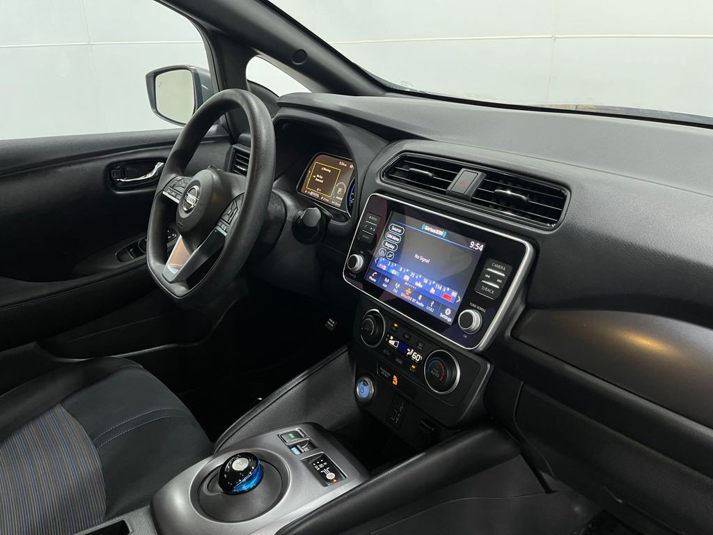 2022 Nissan Leaf Image 19