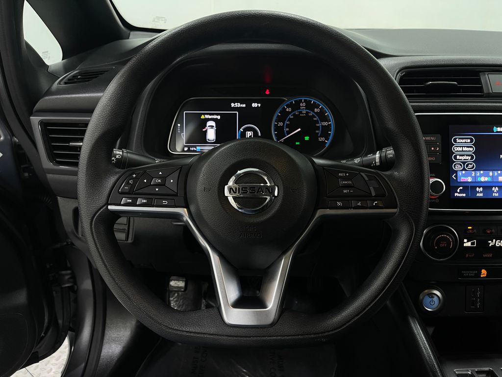 2022 Nissan Leaf Image 21