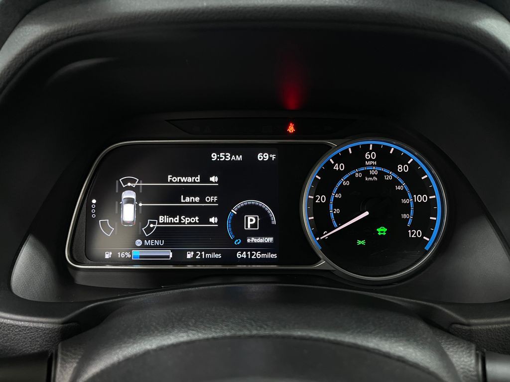 2022 Nissan Leaf Image 22