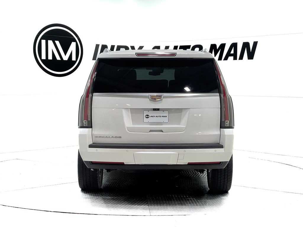 2017 Cadillac Escalade Image 5