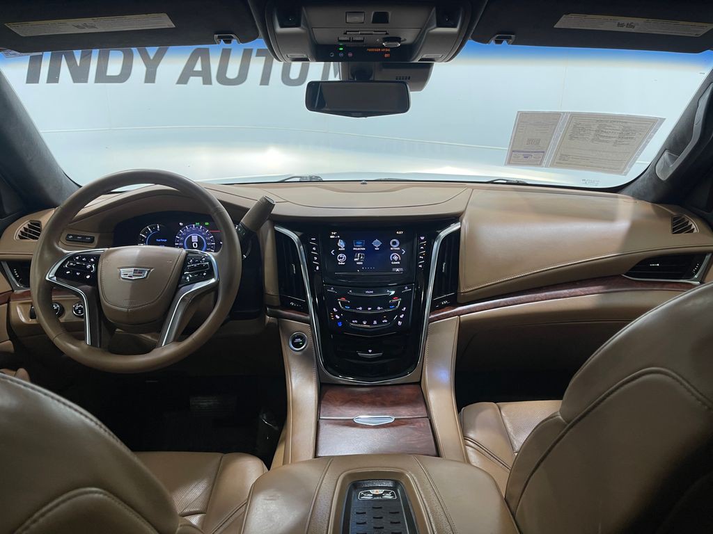 2017 Cadillac Escalade Image 19
