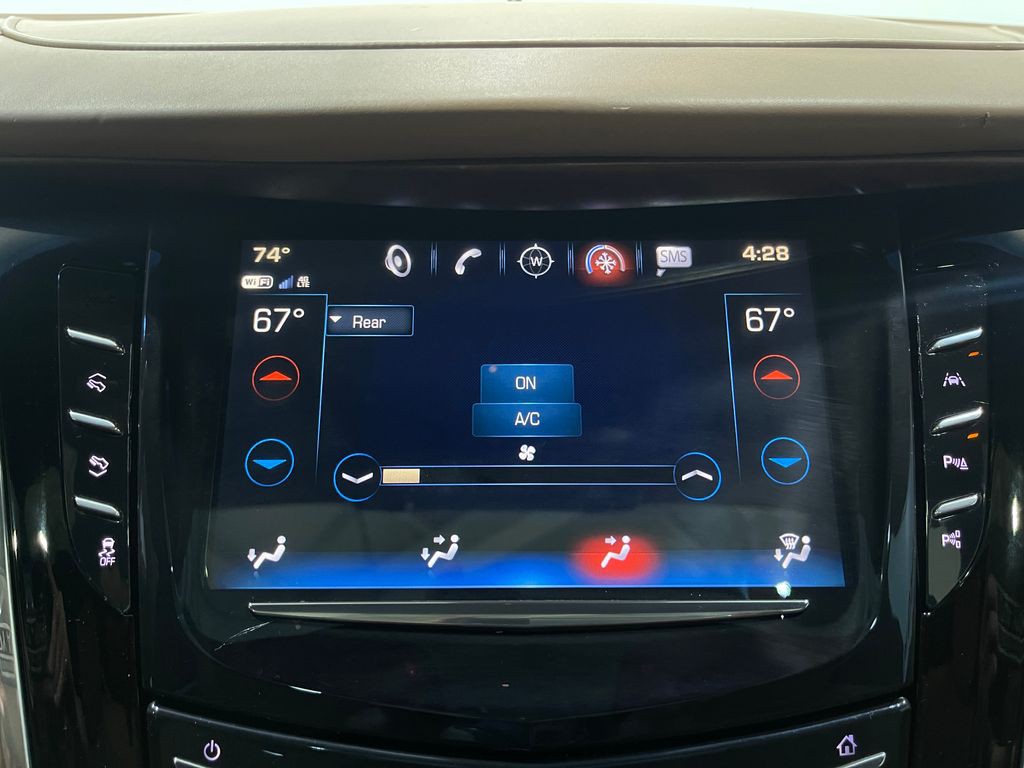 2017 Cadillac Escalade Image 25