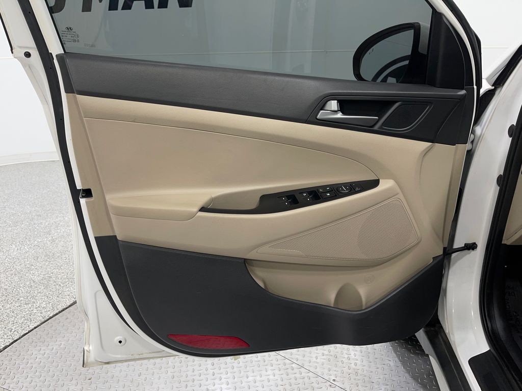 2017 Hyundai Tucson Image 13