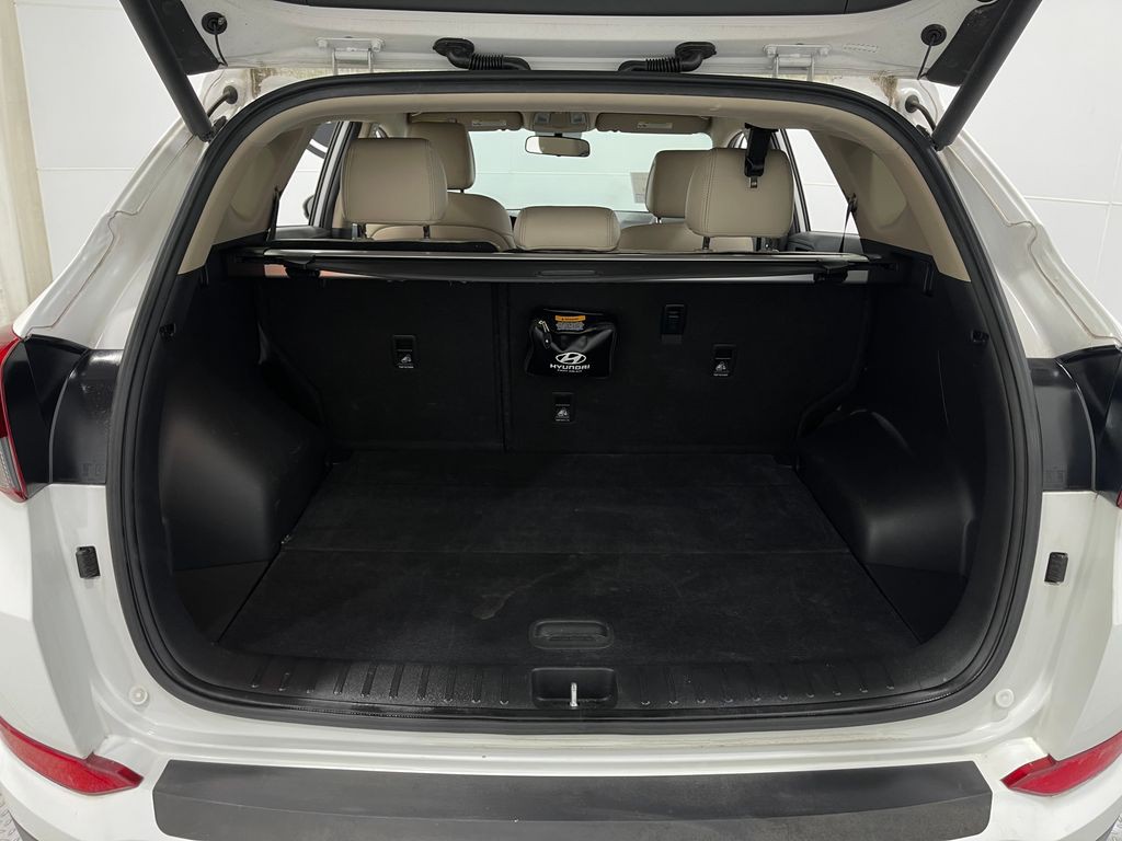 2017 Hyundai Tucson Image 24